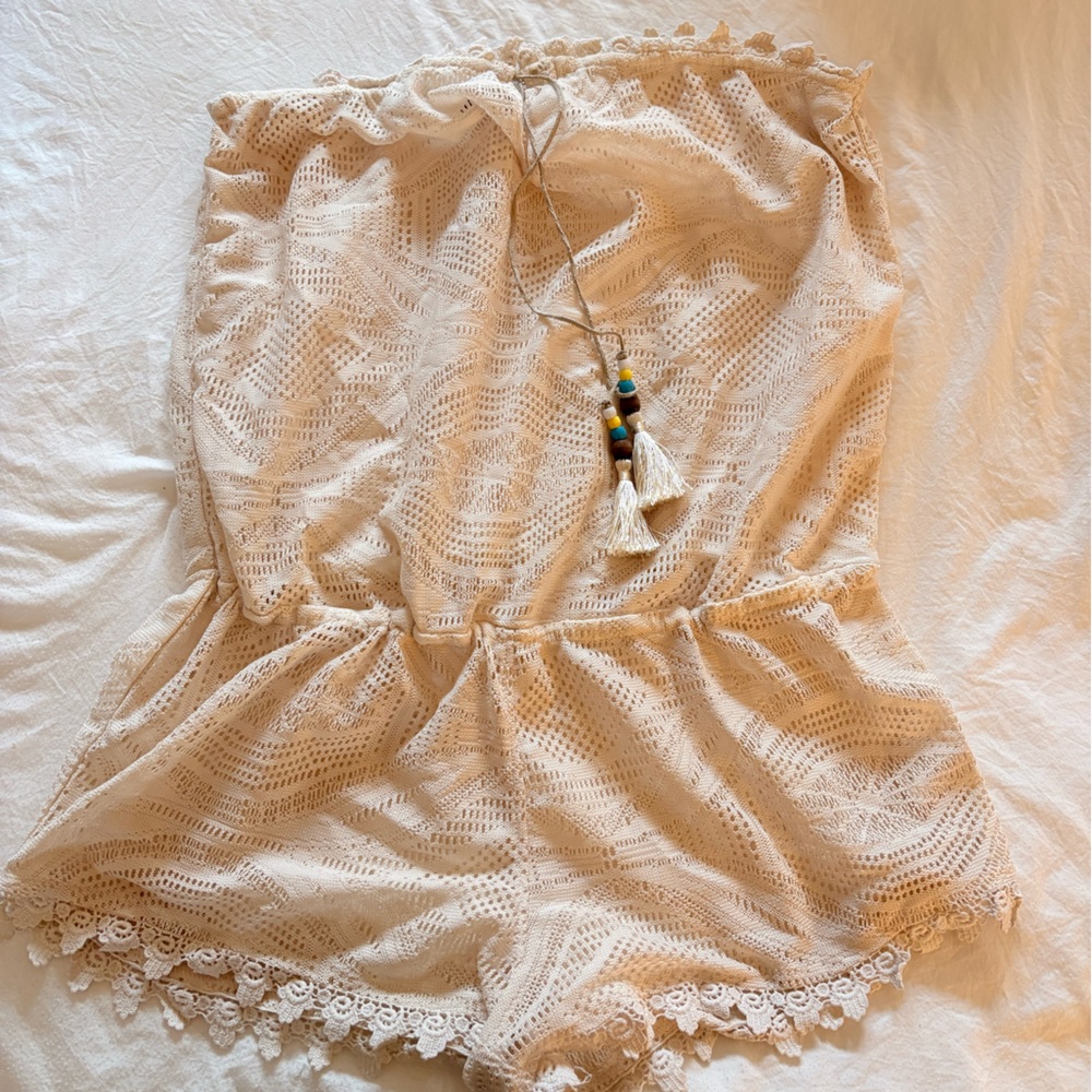 Excellent condition Venus beige Crochet romper with beaded drawstring (M)